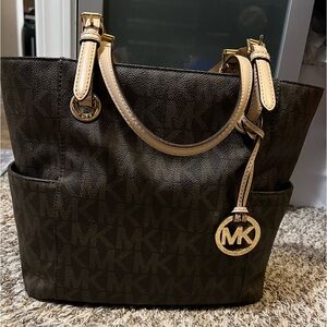 Michael kors tote bag